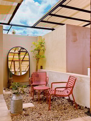 6311F3DE-5EE2-4BC5-A0DA-00DE96033E9C